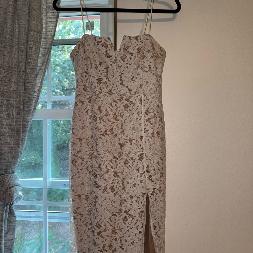 Lulu's Cream Lace Strapless Dress